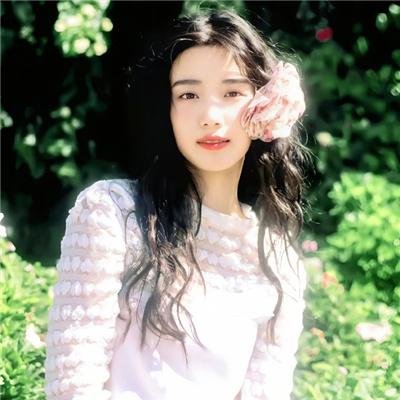 公寓里的两个女人
